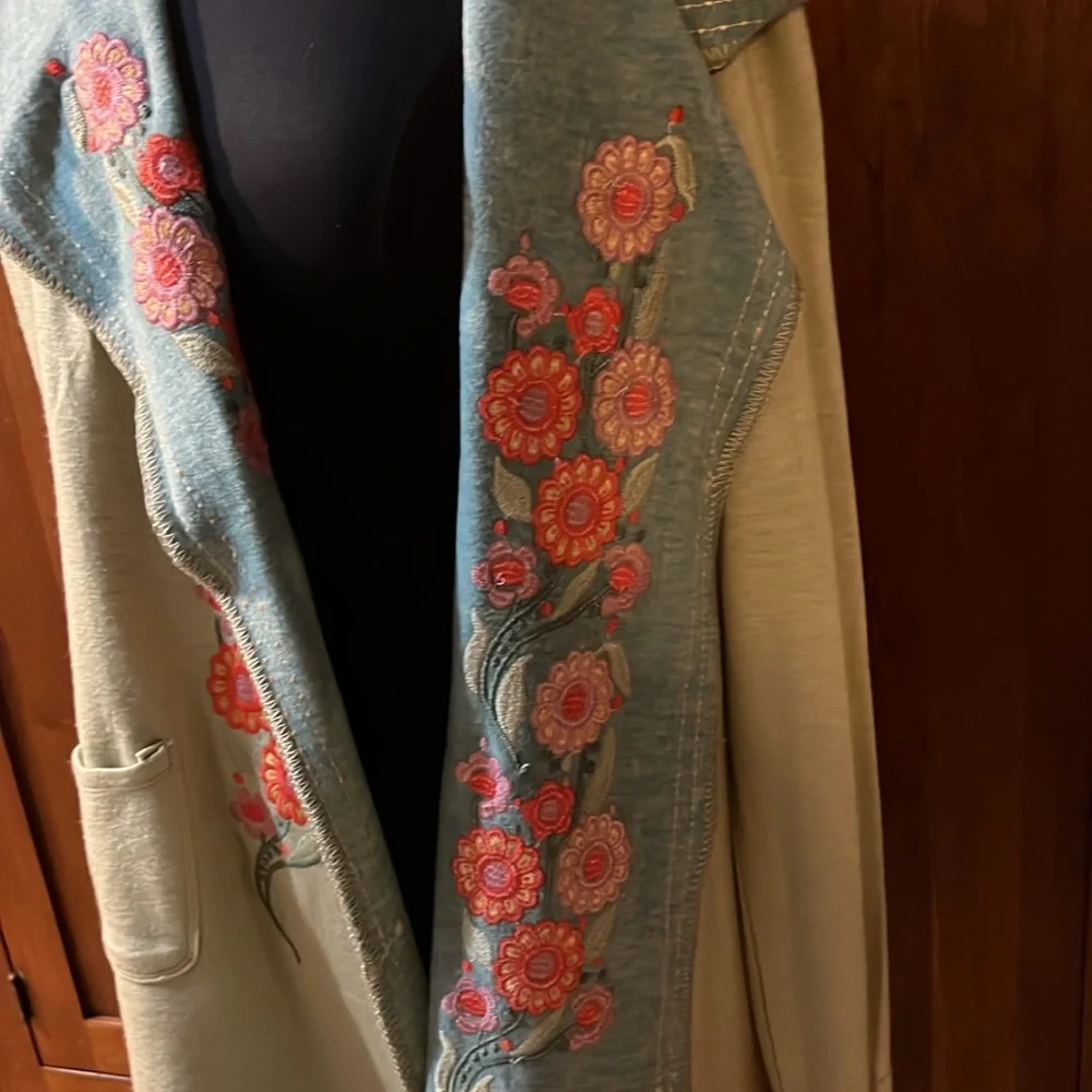 paparazzi Sage Green Hooded Embroidered Cardigan with Pink Floral Accents - Picture 6 of 11